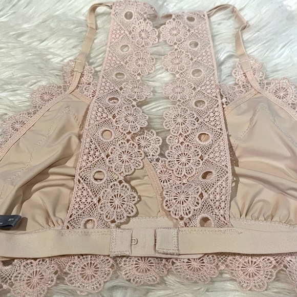 Aerie Floral Lace Racerback Bralette Soft Peach / Nude - Picture 4 of 13